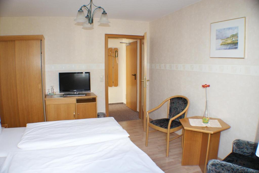 Kastanienhof Hotel Garni Zinnowitz Δωμάτιο φωτογραφία