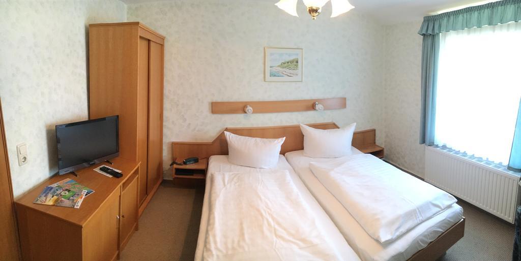 Kastanienhof Hotel Garni Zinnowitz Δωμάτιο φωτογραφία